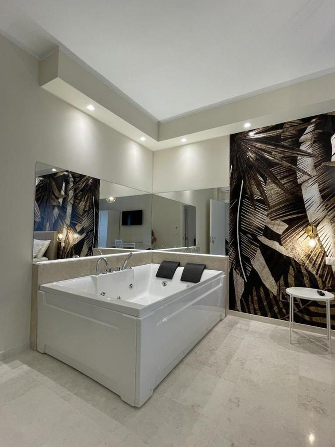 Suite 55 In Centro Trani Buitenkant foto